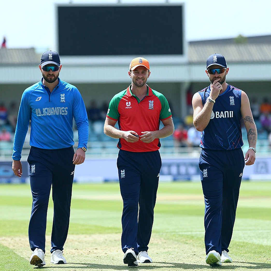 সাদা টেপে মোড়া বলটা যা বলে: বাংলাদেশের টি-টোয়েন্টি ব্যাটিং ভুল ঠিকানা খুঁজছে