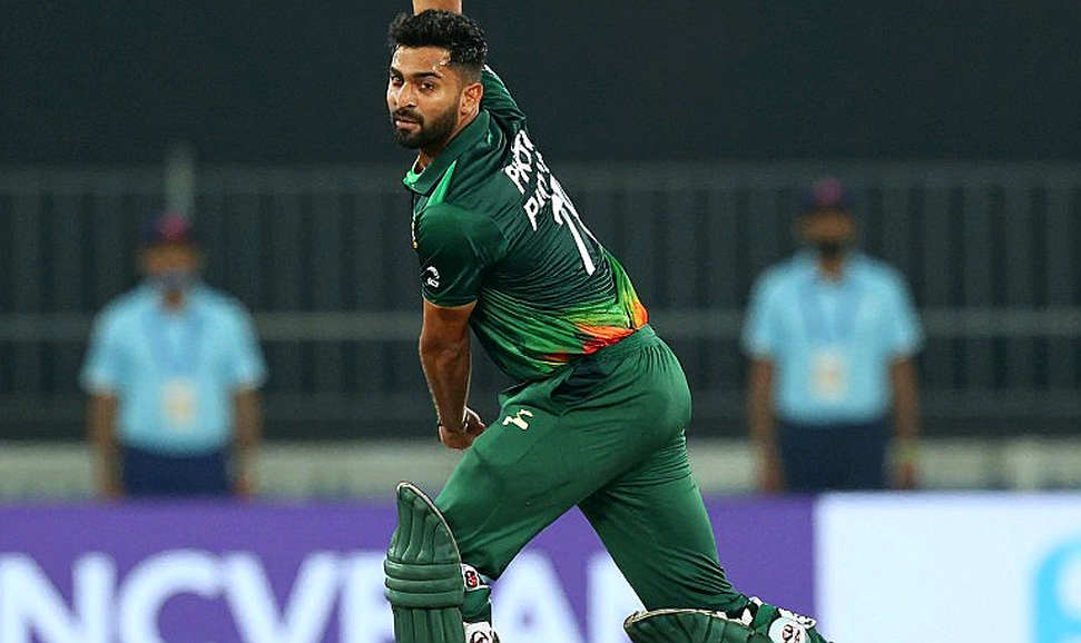 যে বারোটি বল কেউ গোনে না: বাংলাদেশের টি-টোয়েন্টি অর্থনীতি ও 'প্রায়'-এর বাজারদর