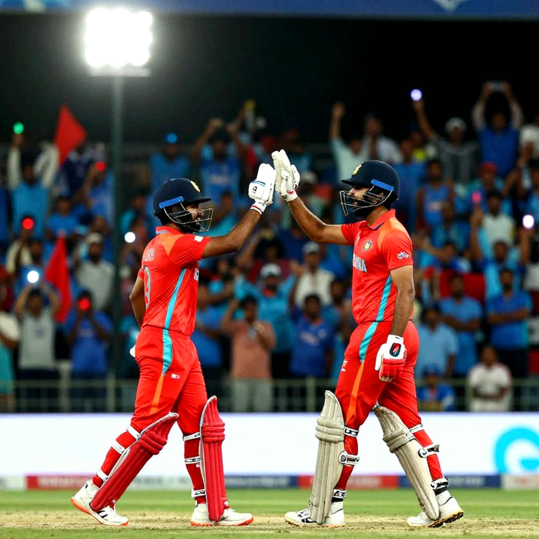 ভলের অপরাজিত শতক: পঁচিশ ওভারের ঝড়, আর অস্ট্রেলিয়ার উত্তরাধিকারের গল্প