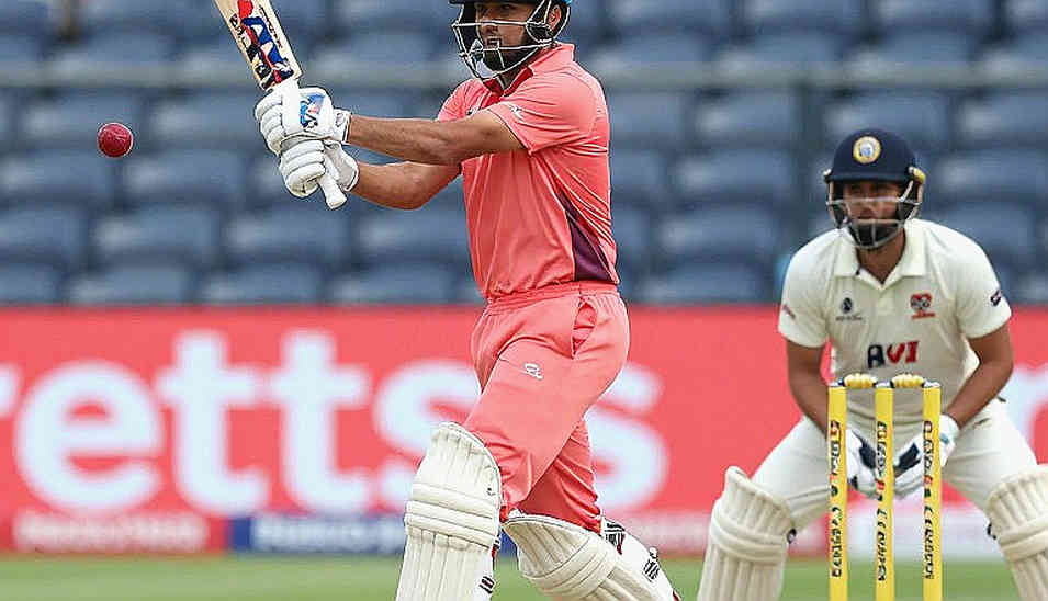 গকেবেরহা টেস্টের আগে অস্ট্রেলিয়ার নির্বাচনী ধাঁধা: ইনগ্লিস ফিরছেন, কিন্তু ভারসাম্য ফিরবে কি?