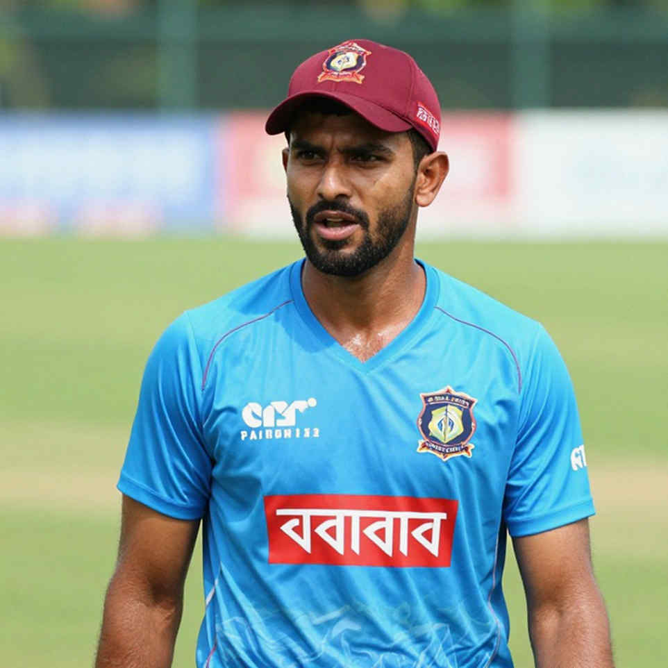 আরাফাত মিনহাসের আগে সেই পঞ্চাশ ও ছয় উইকেট: একটি কুইজ প্রশ্ন যেভাবে পাকিস্তানের ওডিআই অলরাউন্ডার-শূন্যতার কথা বলে