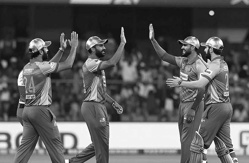 থার্ড-ম্যানের ফাঁক: মিডল ওভারে যেখানে ফিল্ড আর লেংথ একসাথে ভাঙে